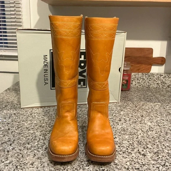 Frye Campus Stitching Horse Boots - Picture 7 of 14